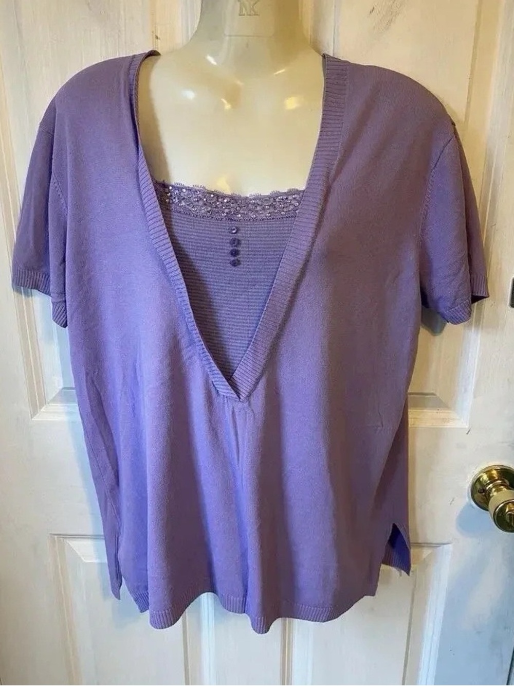 Women’s Lavender Layered V-Neck Knit Tank Top